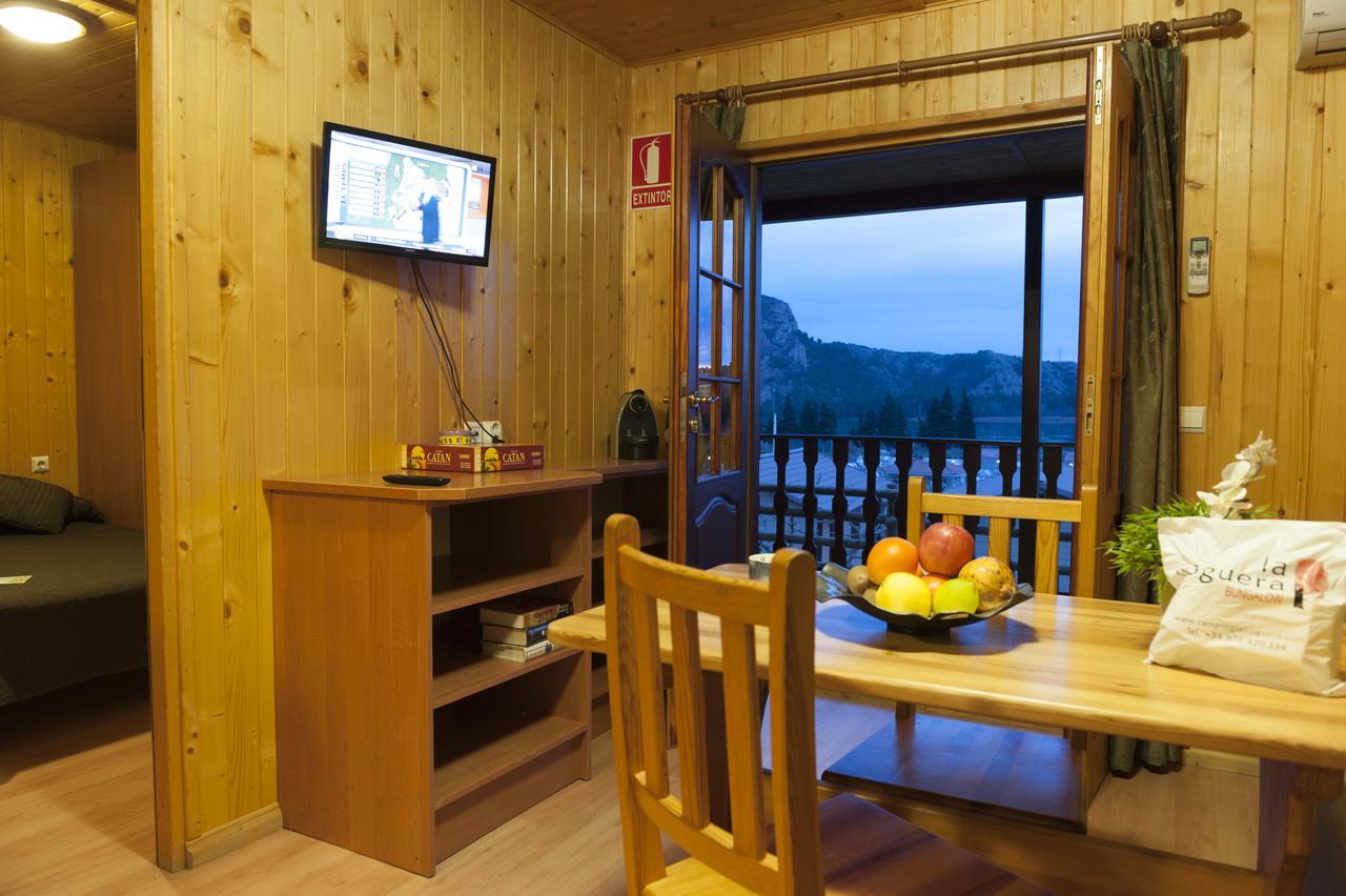 La Noguera Camping Sant Llorenç de Montgai Exteriér fotografie